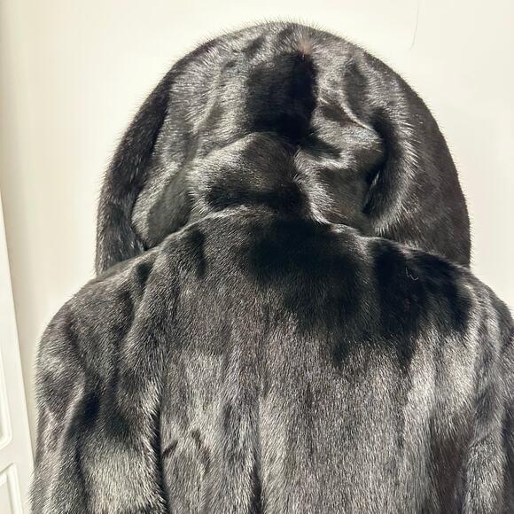 ✨ Vintage Neiman Marcus Black Mink Fur Coat – Classic Mid-Length Luxury Size L ✨ - Picture 6 of 16